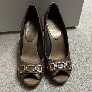AEROSOLES Brown Peep-Toe Heels with Gold Chain Accent